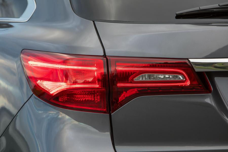 Детали экстерьера Acura MDX Sport Hybrid (YD3) 2017 года  (фото 32 из 72)